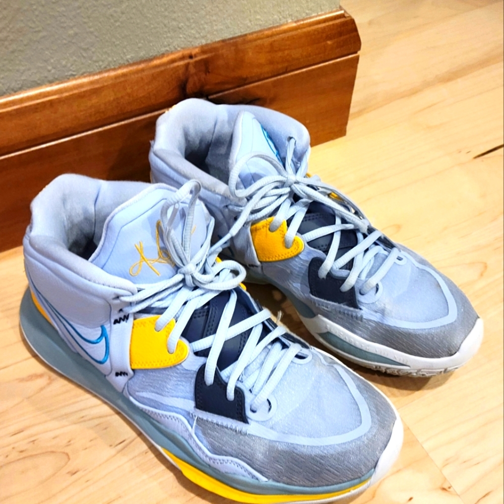 Nike Kyrie Infinity 8